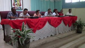 Livan Izquierdo Alonso, primer secretario del PCC en Ciego de Ávila chequeó temas prioritarios para el pueblo durante una reunión del Consejo Popular de Majagua. En el encuentro el dirigente político hizo un llamado a intensificar las tareas y compromisos en saludo al 64 aniversario del Triunfo de la Revolución