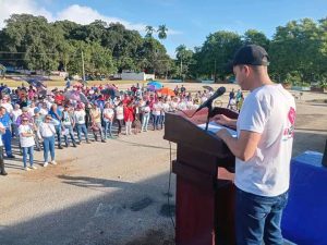 Pie de foto. En el municipio avileño de Majagua tuvo lugar el acto conmemorativo en saludo al Aniversario 67 del Triunfo de la Revolución. La cita fue propicia para reconocer a un grupo de sectores destacados durante el 2025, y reafirmar los principios de unidad, trabajo y esfuerzo en tiempos de desafíos